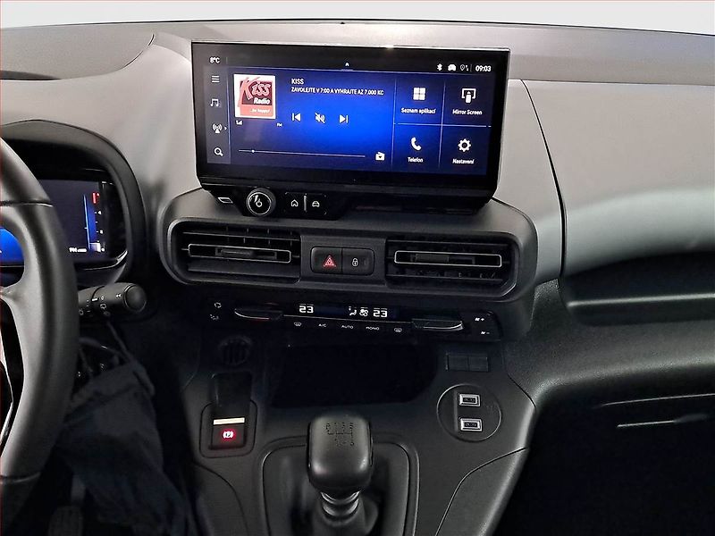 Opel Combo (2024) Maxi Elegance 1.5 CDTI, 7Míst - fotka 12 z 20
