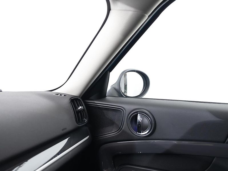 Mini Countryman Cooper S - fotka 16 z 22