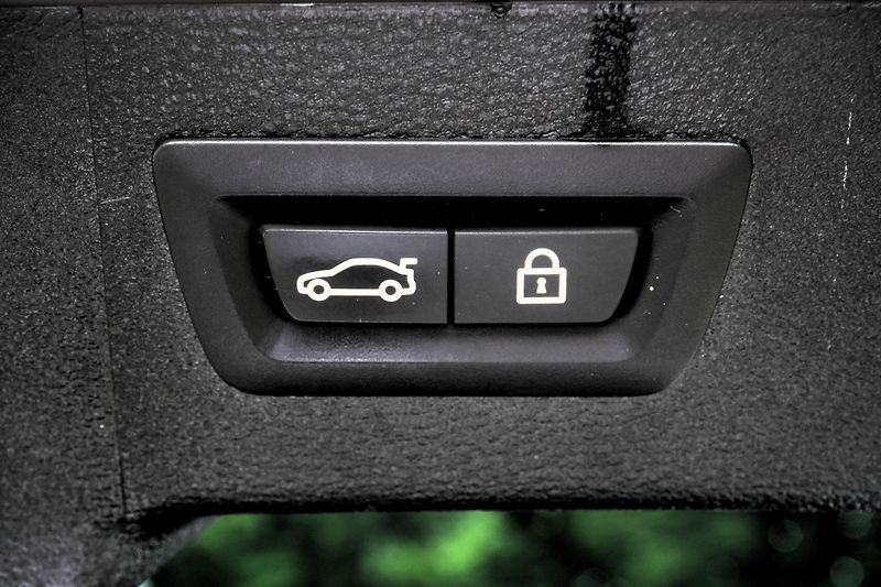 BMW X6 30d, ČR, Tažné, Harman, ACC - fotka 40 z 44