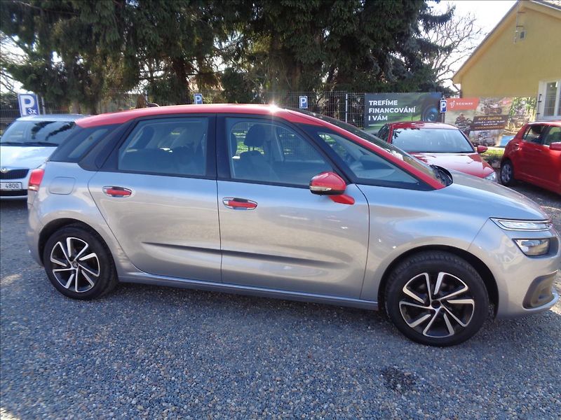 Citroën C4 Picasso 1,6 - fotka 6 z 17