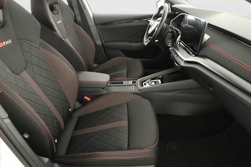 Škoda Octavia (2025) RS 2.0 TSI, RS, Navigace - fotka 7 z 18
