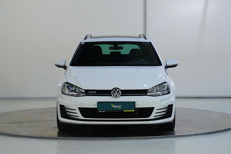 Volkswagen Golf - fotka 4 z 29