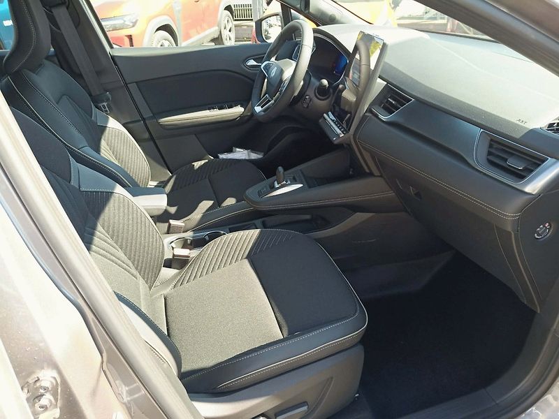 Renault Symbioz (2026) iconic full hybrid E-Tech 160 - fotka 20 z 24