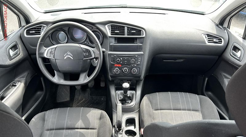 Citroën C4 (2013) 1.4i, ČR, AC, temp - fotka 8 z 16