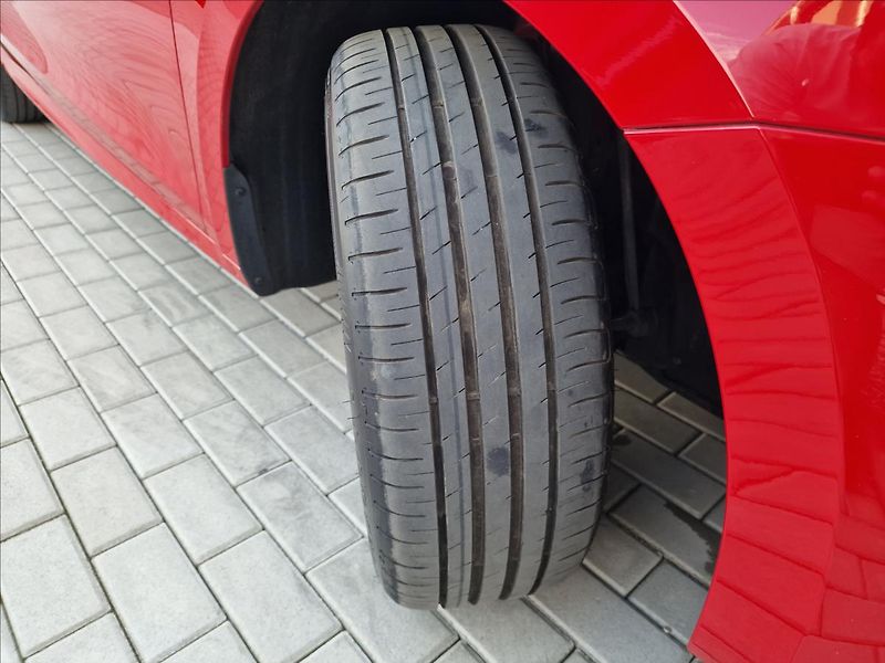 Škoda Octavia 2.0TDI Style Combi,ČR,1.Maj. - fotka 46 z 49