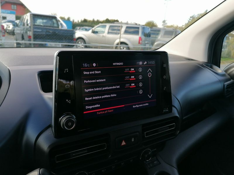 Peugeot Rifter (2020) MAXI 1.2 PureTech Allure EAT8 - fotka 13 z 27