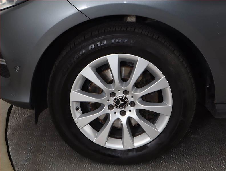 Mercedes-Benz GLE (2017) 350 d - fotka 15 z 20