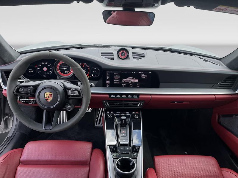 Porsche 911 Turbo S - fotka 20 z 28