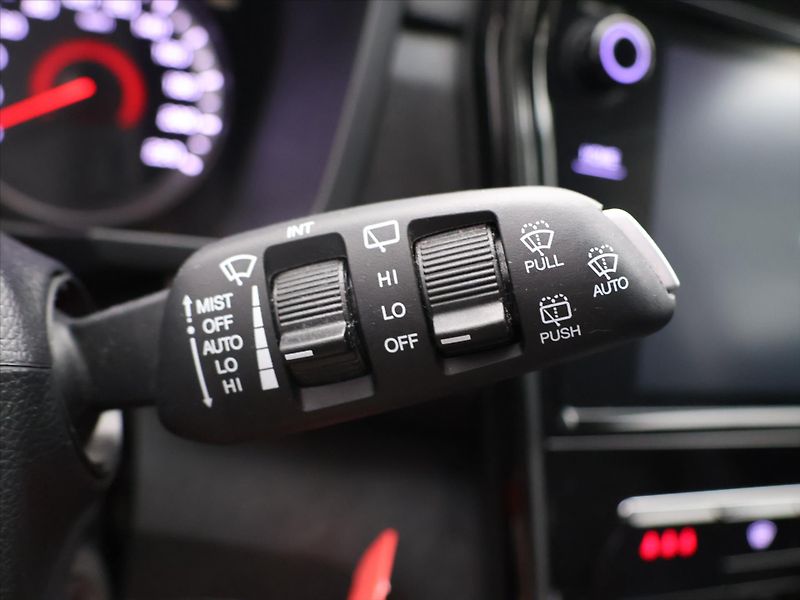 SsangYong Tivoli 1,5 T-GDI 120kW Grand Automat - fotka 20 z 33