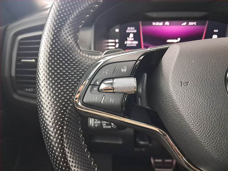 Škoda Kodiaq (2023) 2.0 TSI - fotka 18 z 20