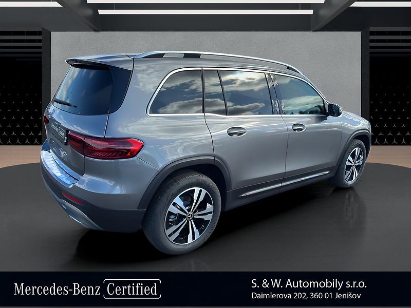 Mercedes-Benz GLB 180 d - fotka 5 z 26