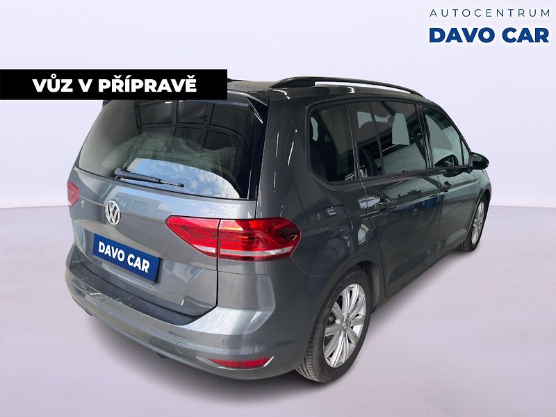 Volkswagen Touran 2.0 TDI 110kW Highline 7-Míst - fotka 4 z 12