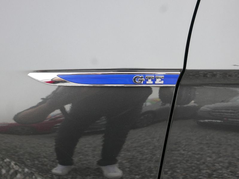 Volkswagen Passat 1,4 TSI GTE REZERVACE - fotka 18 z 44