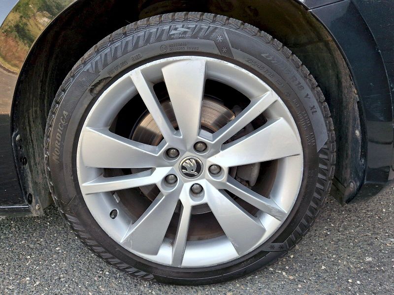 Škoda Superb (2022) Style Plus Top 2,0TDi 110kW - fotka 35 z 35