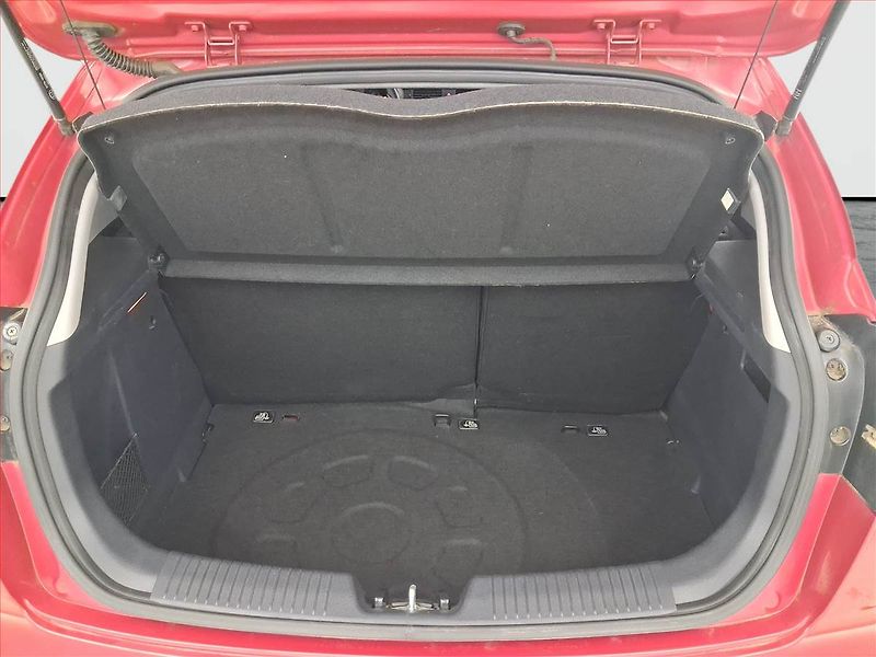 Kia Rio (2015) 1.25 CVVT, ČR,1.maj - fotka 14 z 16