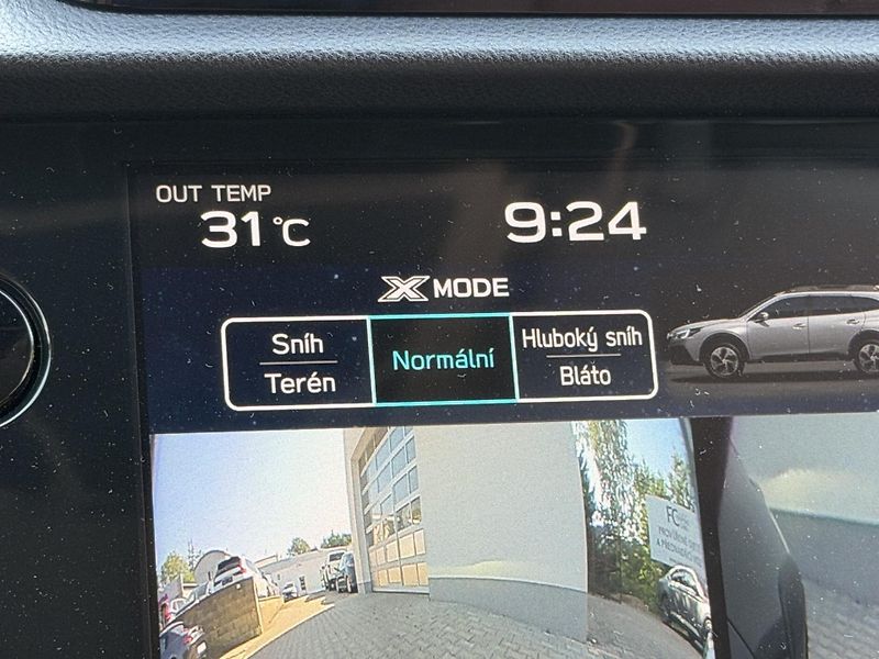 Subaru Outback 2.5 Touring Lineatronic - fotka 24 z 38
