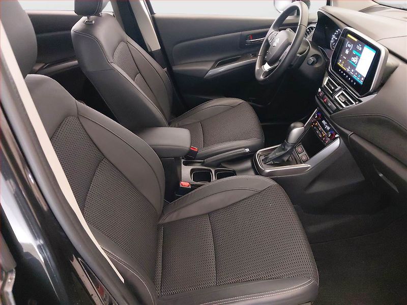 Suzuki SX4 S-Cross (2022) Elegance 1.4 BoosterJet - fotka 18 z 18