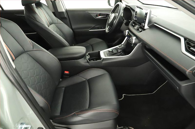 Toyota RAV4 (2022) 2.5 Hybrid - fotka 7 z 17