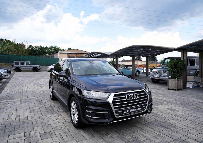 Audi Q7 3.0 TDI 200 kW/Q/7míst - fotka 8 z 49