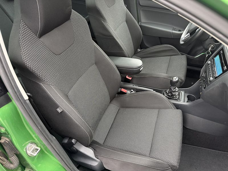 Škoda Rapid 1,6TDI 77kW Po Rozvodech - fotka 14 z 23