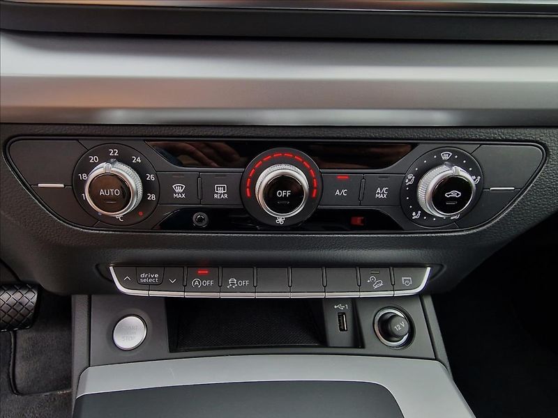 Audi Q5 40 TDI Quattro S Tronic,1.Maj - fotka 33 z 50