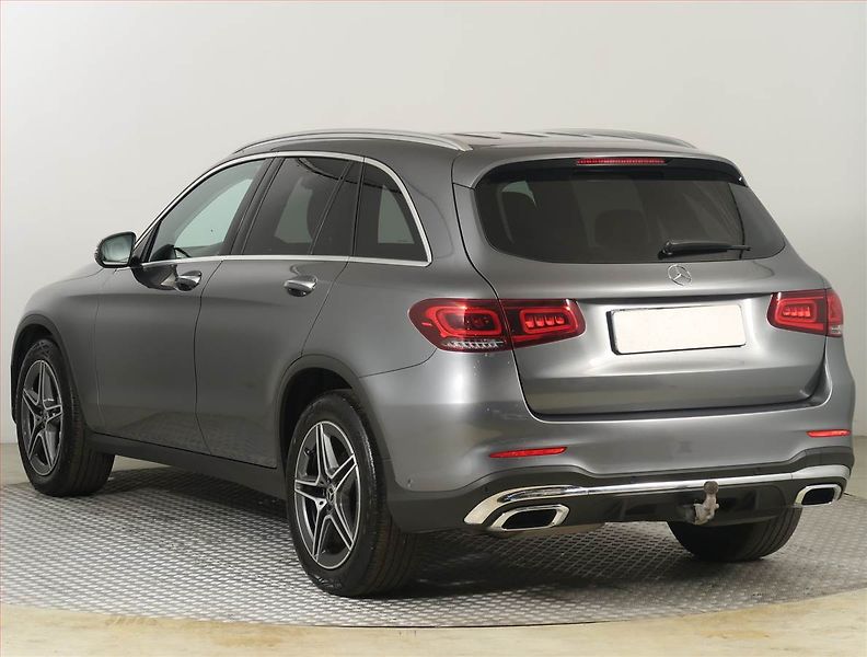 Mercedes-Benz GLC (2020) AMG line 300 d 4MATIC - fotka 4 z 26