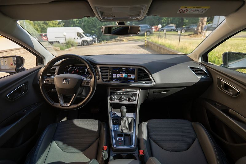 Seat Leon - fotka 16 z 35