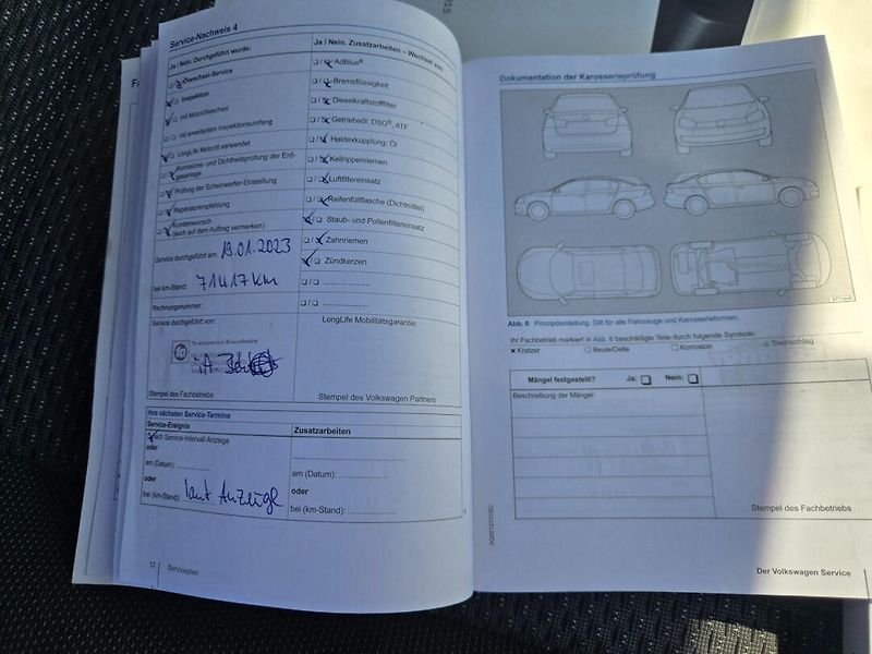 Volkswagen Touran (2016) 1.2 TSI Serviska,Tažné - fotka 26 z 33
