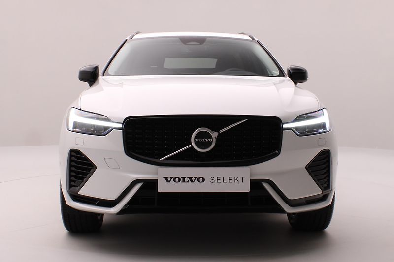 Volvo XC60 T8 AWD DARK PLUS REZERVACE - fotka 15 z 46
