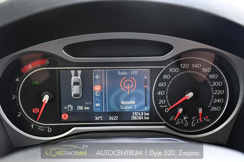 Ford Mondeo 2.0TDCi NAVI PDC - fotka 30 z 44