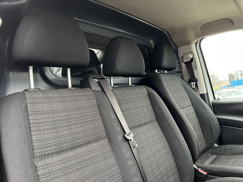 Mercedes-Benz Vito 2.2D 116CDi 4x4 LONG ČR odpDPH - fotka 20 z 29