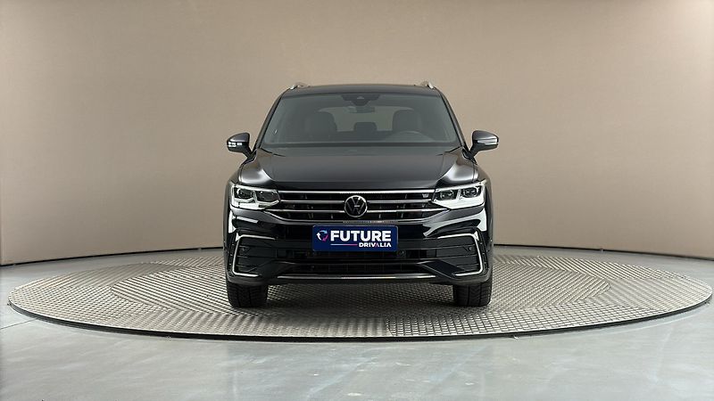 Volkswagen Tiguan Allspace 2.0 TDI DSG 4motion R-Line - fotka 3 z 36