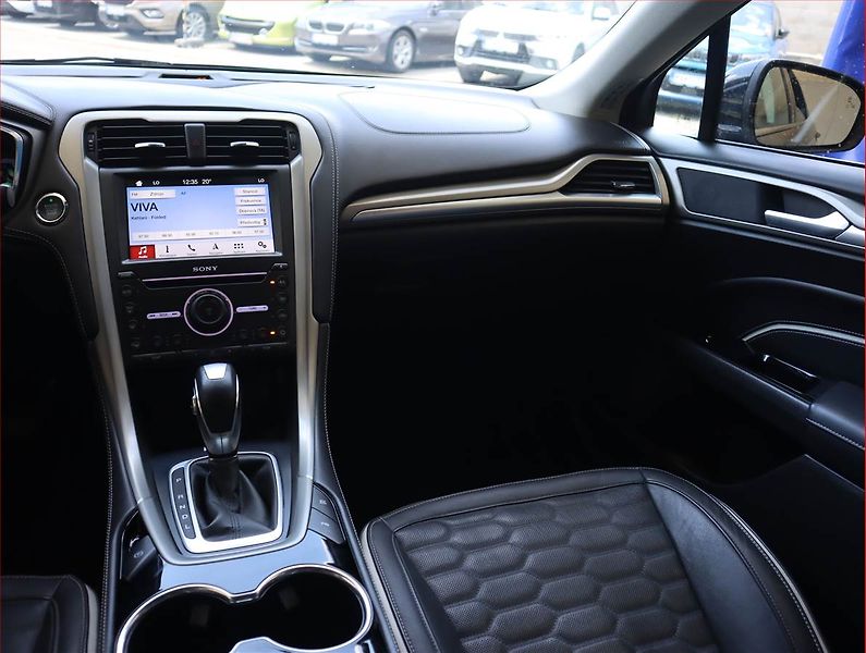 Ford Mondeo (2018) Vignale 2.0 Hybrid, Automat - fotka 8 z 22