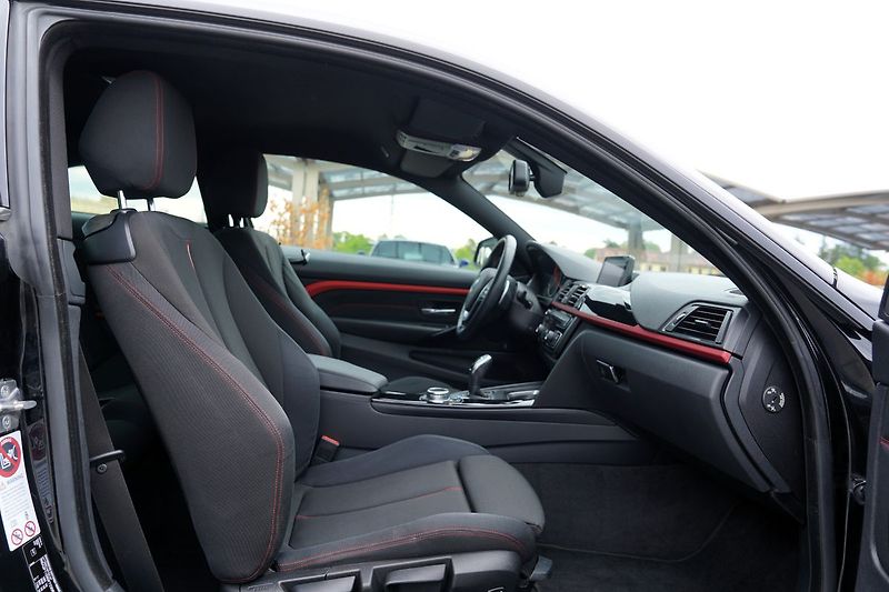 BMW Řada 4 d Coupé Sport Line/185PS/ČR - fotka 24 z 36