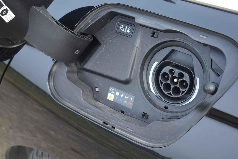 Vlajková loď francouzského automobilového průmyslu se dobře vyjímá v každém prostředí