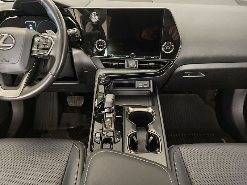 Lexus NX 450h plus 450h+,Executive,4x4, - fotka 15 z 44