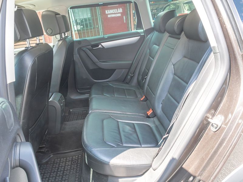 Volkswagen Passat (2013) 2.0TDI 125KW 4x4 – ALLTRACK - fotka 38 z 50