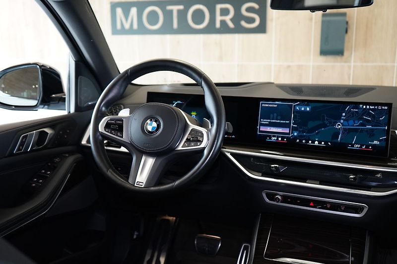 BMW X5 30d xDrive, Masáž, Nezávislé - fotka 43 z 44