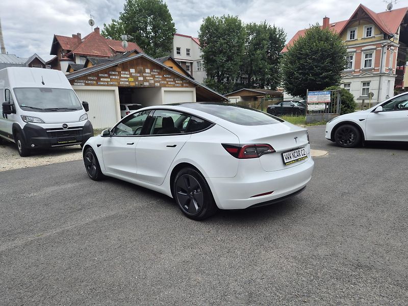 Tesla Model 3 LONG RANGE DUAL MOTOR SOH 94% - fotka 4 z 49