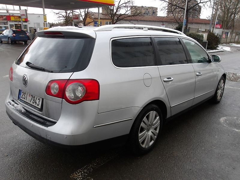 Volkswagen Passat 2,0TDi 125kW Na OPRAVU !!! - fotka 9 z 29