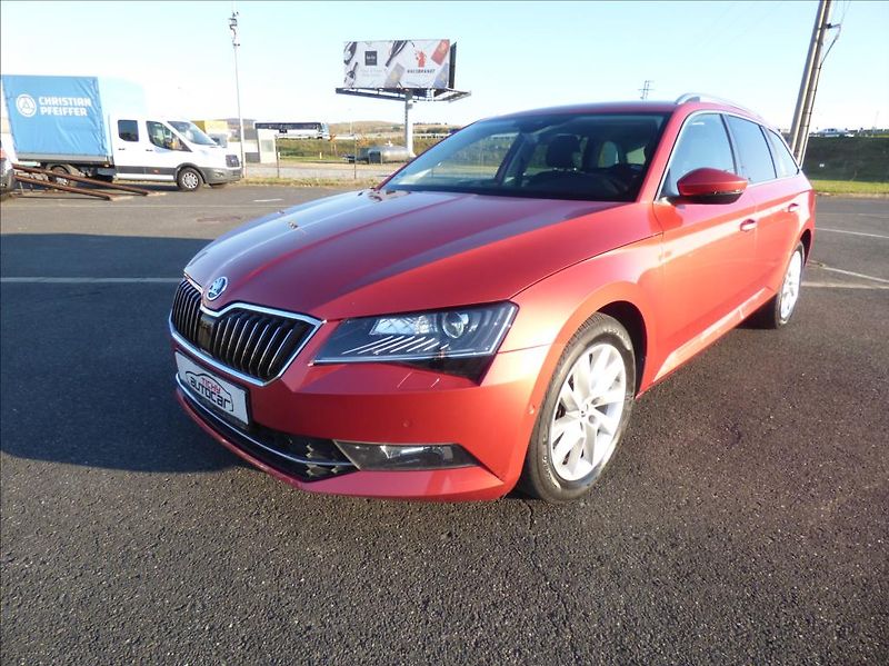 Škoda Superb 2,0 TDI DSG,Bi-Xenon,model 201 - fotka 7 z 45