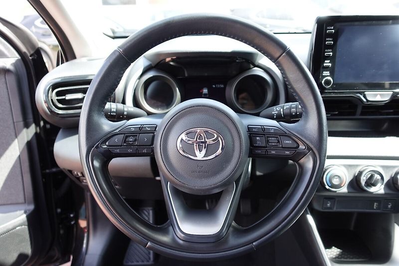 Toyota Yaris 1.5TNGA 125 - 6 MT Comfort Tec - fotka 17 z 27