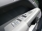 Land Rover Defender (2026) 110 3,0 X-Dynamic SE D250 - náhled 11
