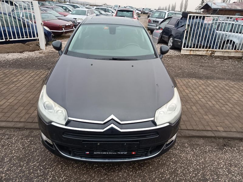 Citroën C5 (2011) 1.6i Automat - fotka 4 z 43