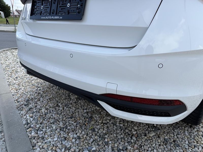 Škoda Scala 1,0 TSi/85kW Selection - fotka 72 z 75