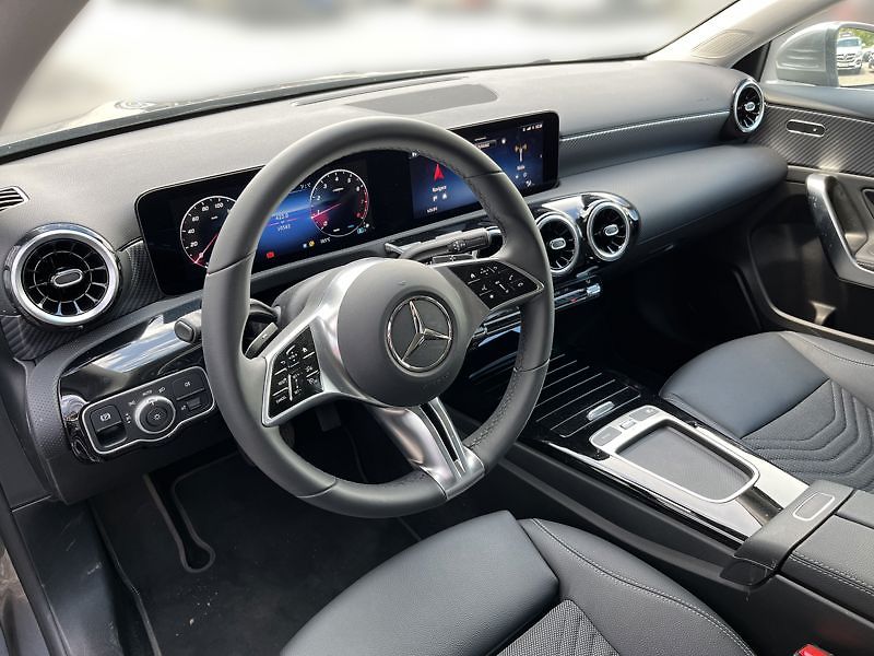 Mercedes-Benz Třídy A trida A 200 Progressive Line - fotka 10 z 21