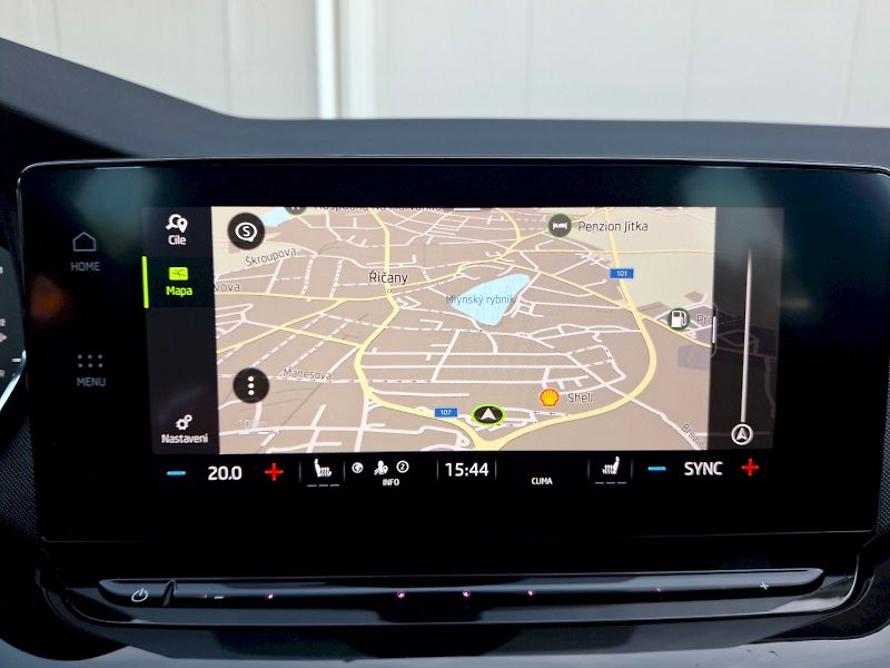 Škoda Octavia (2023) Combi SportLine DSG 4x4 2,0TDi - fotka 27 z 35