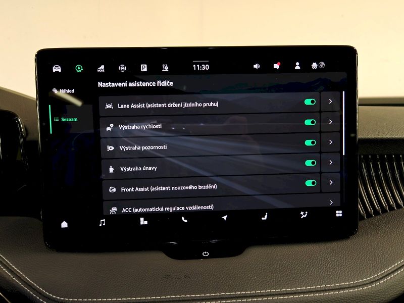Škoda Superb (2025) Combi 2.0 TDI 142 kW DSG 4x4 S - fotka 12 z 36