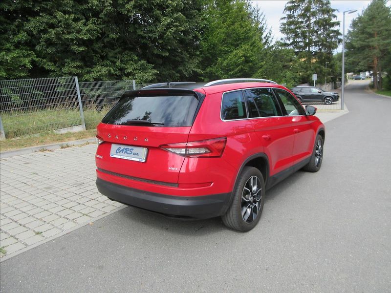 Škoda Kodiaq 2,0 TDi 140Kw, DSG, Tažné, Nov - fotka 9 z 40
