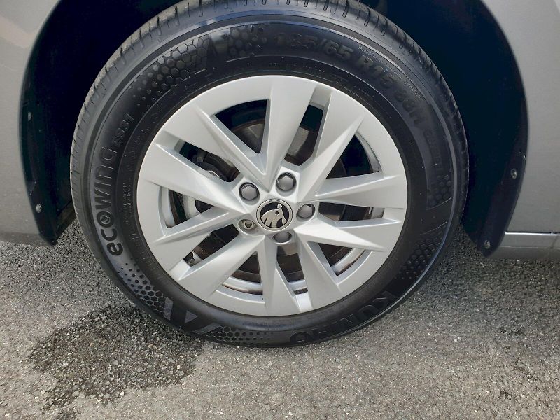 Škoda Fabia (2023) STYLE TSI 70/1.0 M5F - fotka 25 z 26